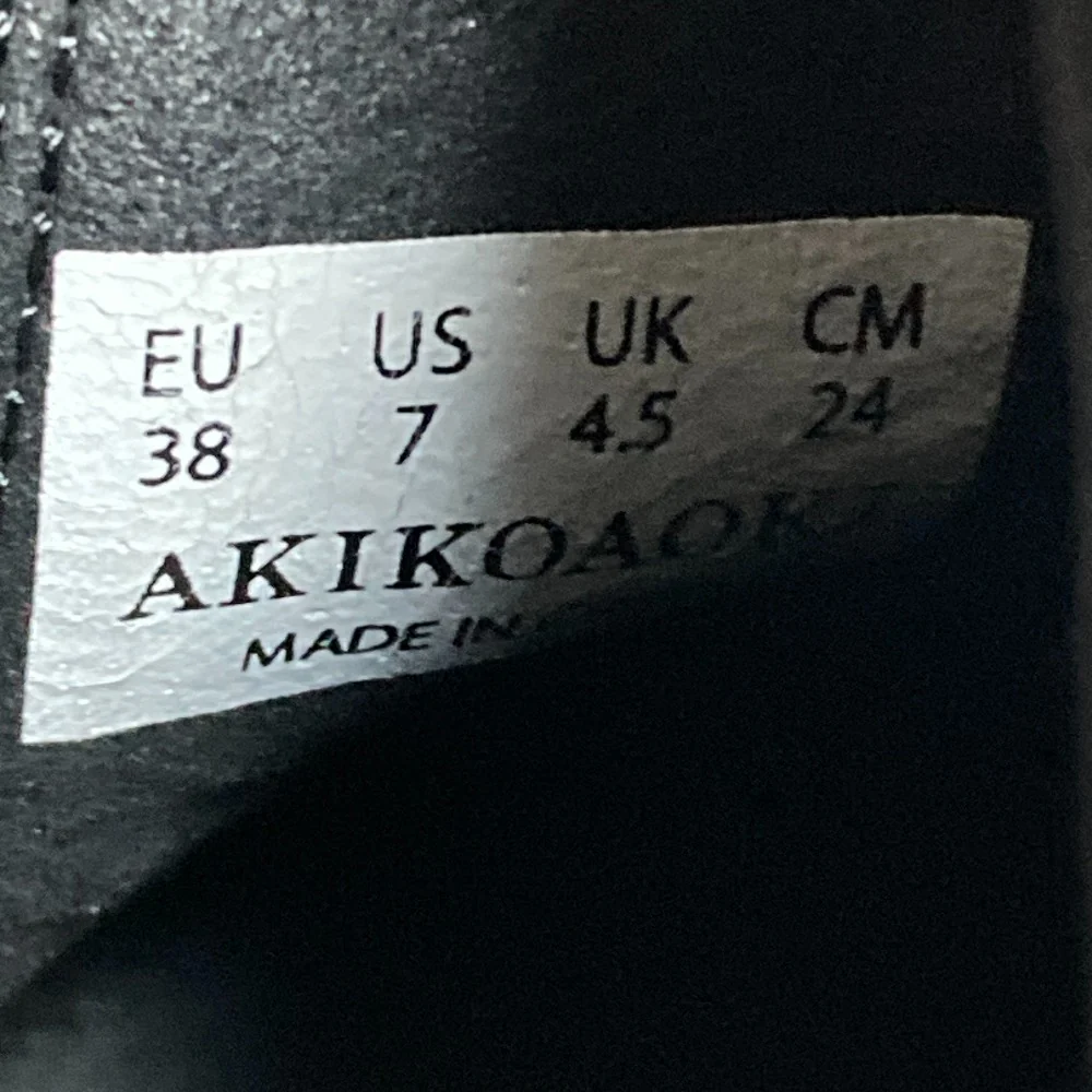 AKIKOAOKI Icicle-short Synthetic Leather Short Boots - Image 7