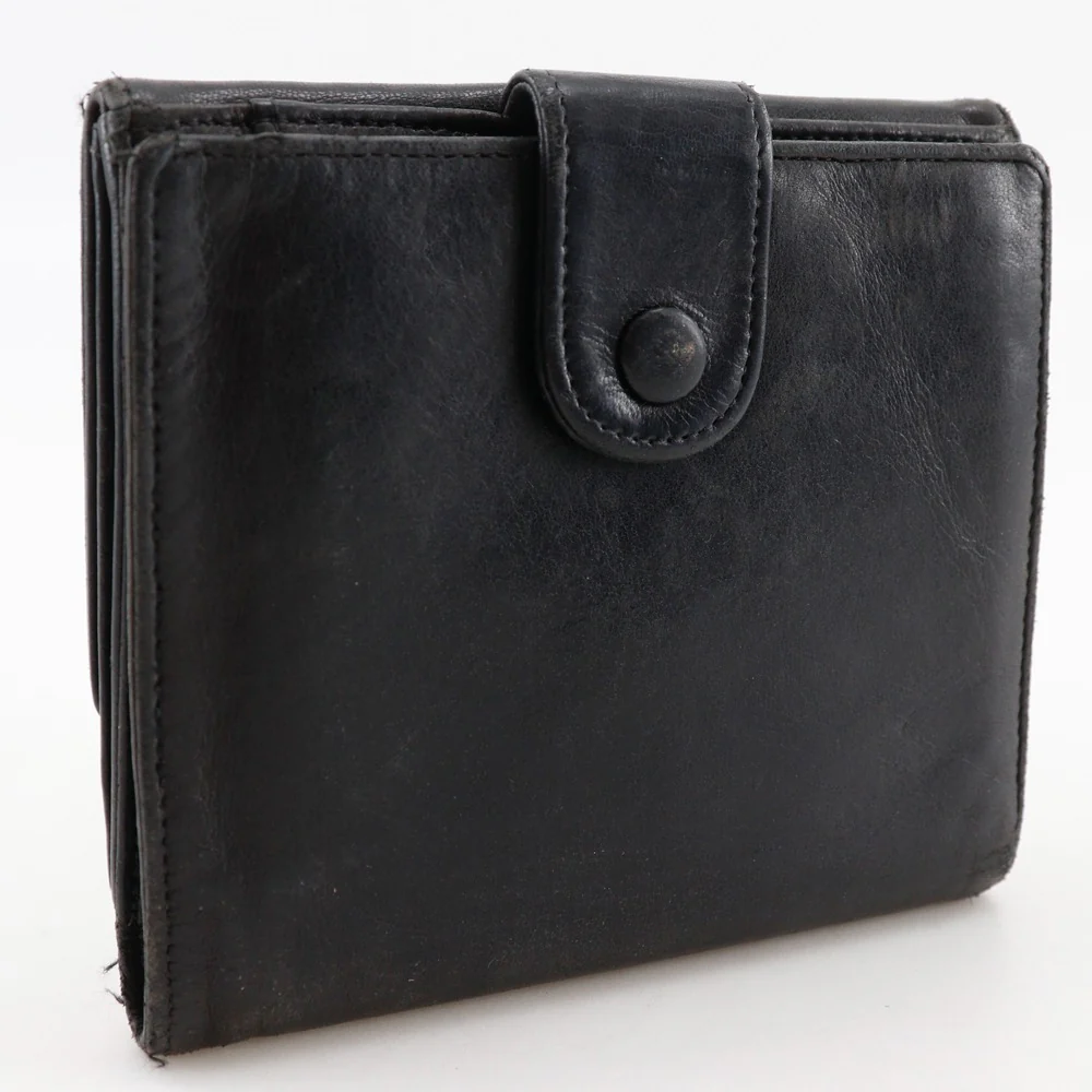 Chanel Coco Mark Lambskin Wallet - Image 3