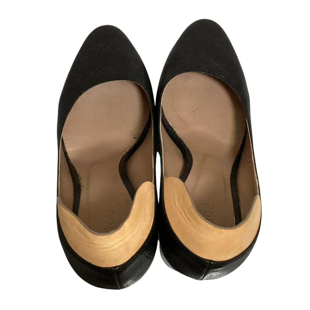 Chloe Leather Pumps - Image 6