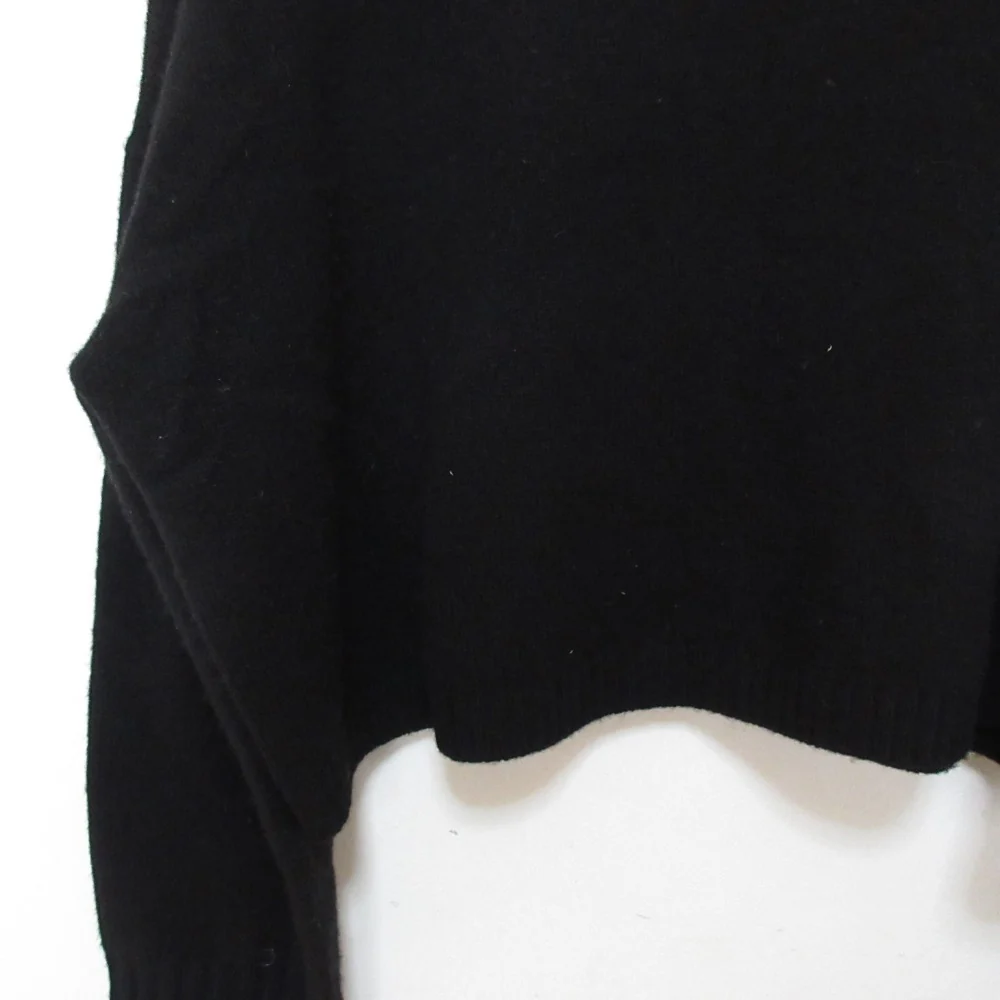 EVERYDAY I LIKE Wool Cashmere Cropped Turtleneck Sweater - Image 4