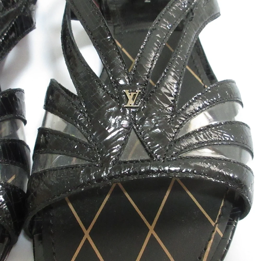 Louis Vuitton Heart Cutwork Leather Sandals - Image 14