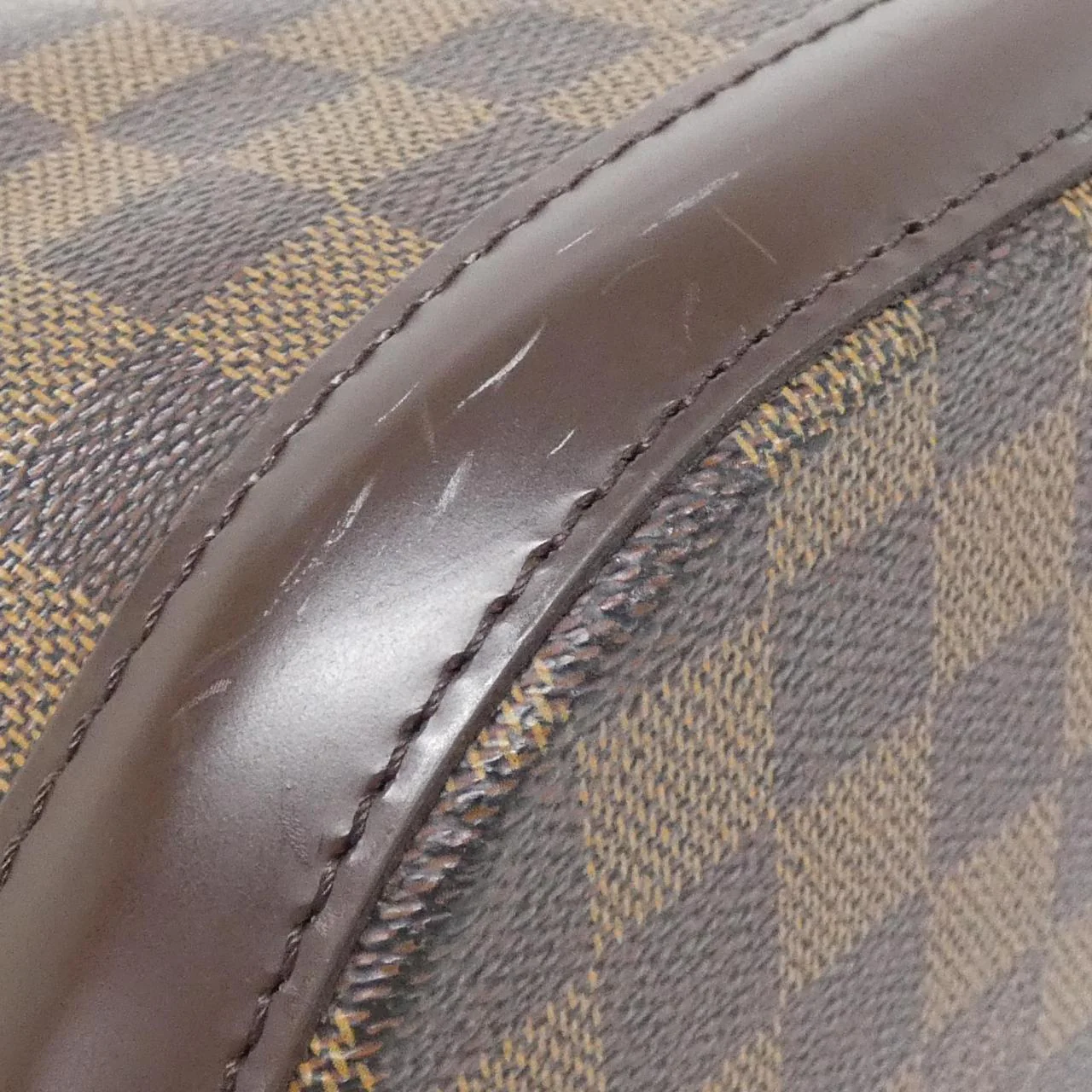Louis Vuitton Manosque Damier Bag - Image 3