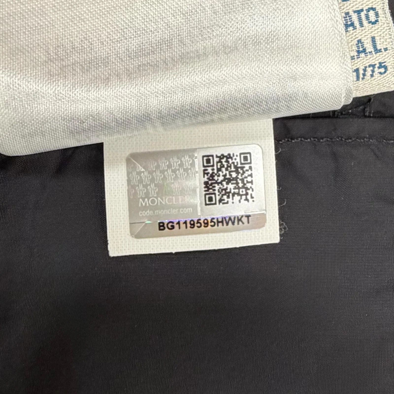 Moncler FLAMMETTE Nylon Down Coat - Image 15